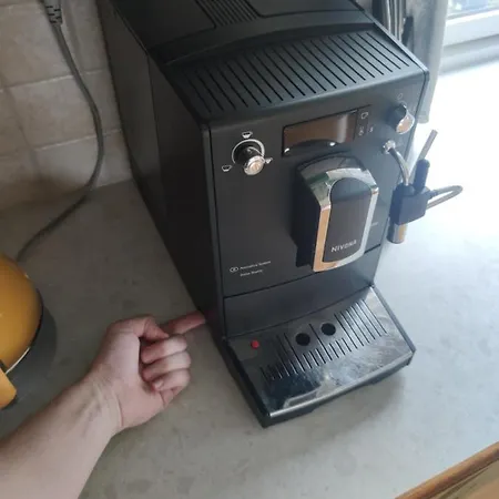 Guest In Private House בית אירוח *