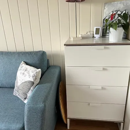 Guest In Private House בית אירוח *